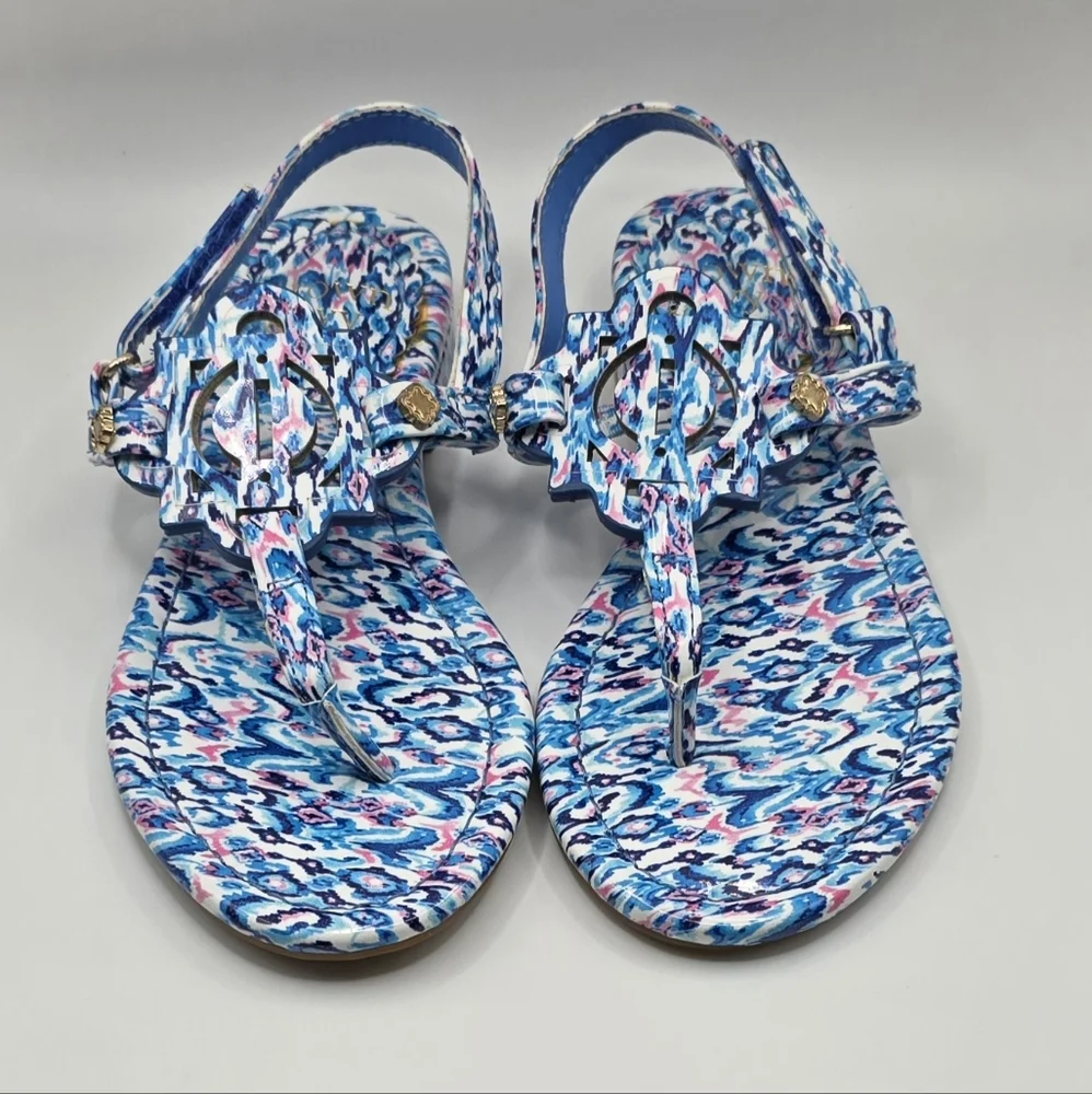 NWOT Crown And Ivy Girls Wylie Thong Sandals Size 12 Blue & Pink Paisley Print